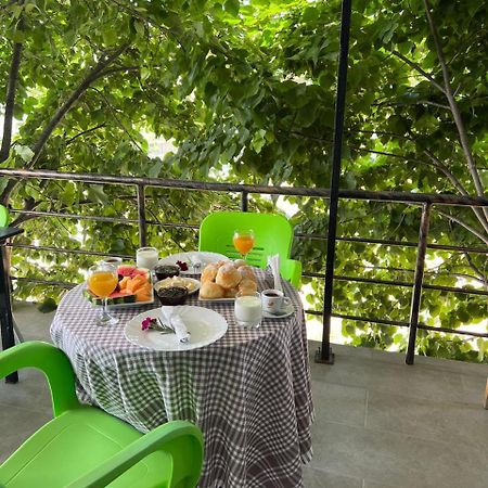 Hotel Vila Flowers Vlorë Εξωτερικό φωτογραφία