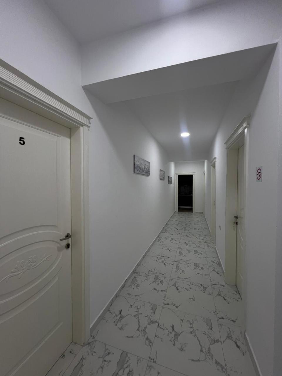 Hotel Vila Flowers Vlorë Εξωτερικό φωτογραφία
