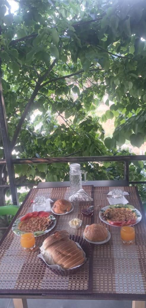 Hotel Vila Flowers Vlorë Εξωτερικό φωτογραφία
